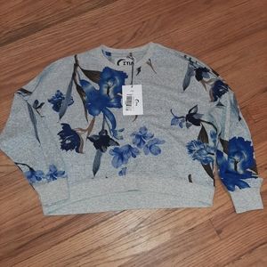Zyia blue floral sweatshirt